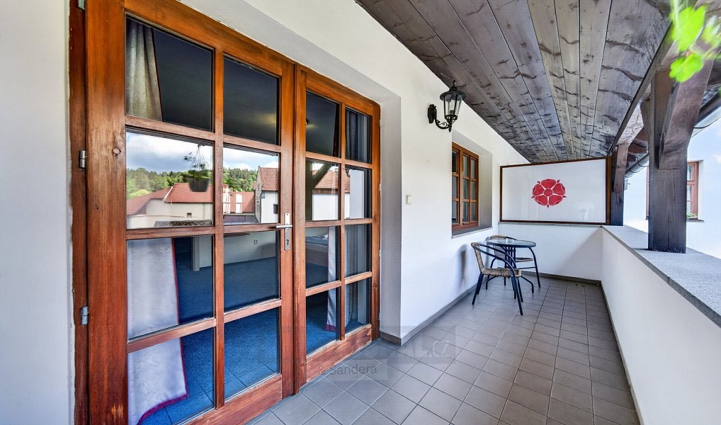 Prodej ubytovacího objektu 1 750 m², Rožmberk nad Vltavou – náhled fotky 20