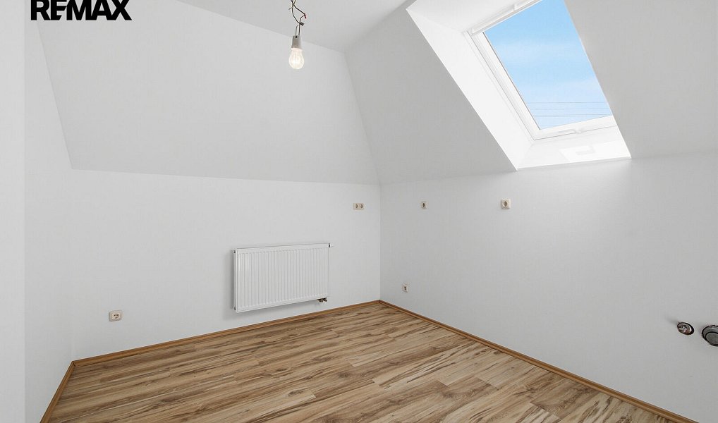 Prodej domu 250 m² s pozemkem 749 m², Kasejovice – náhled fotky 45