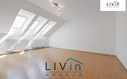 Pronájem bytu 3+1 85 m², Jiráskova, Olomouc - Hodolany