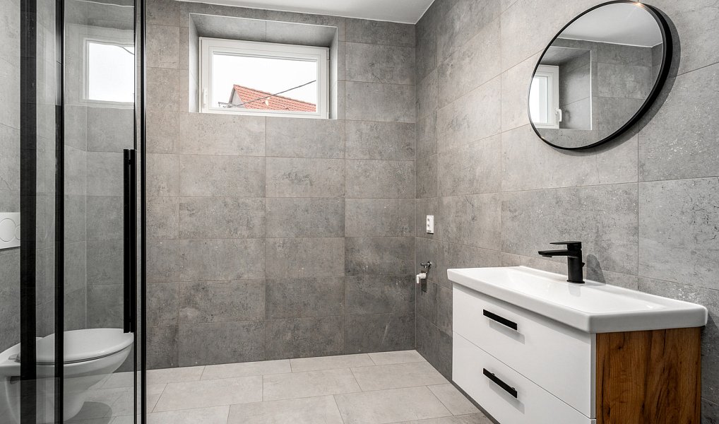 Prodej domu 200 m² s pozemkem 151 m², Rožmitál pod Třemšínem – náhled fotky 9