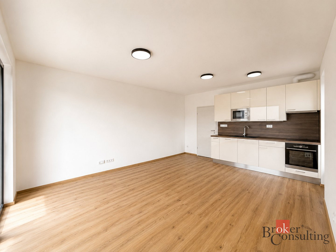 Pronájem bytu 1+kk 37 m²