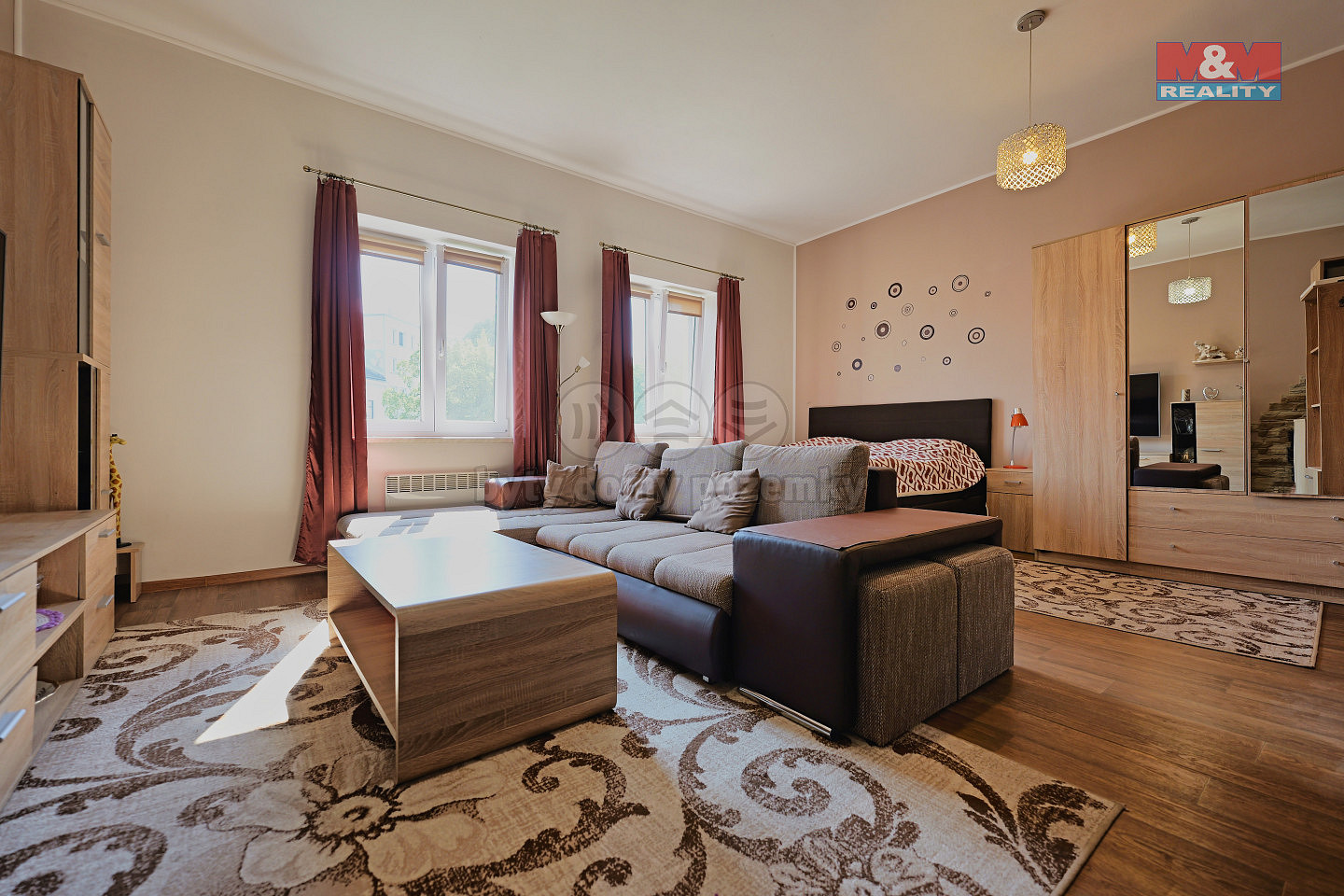 Prodej bytu 1+1 69 m² – fotografie 3