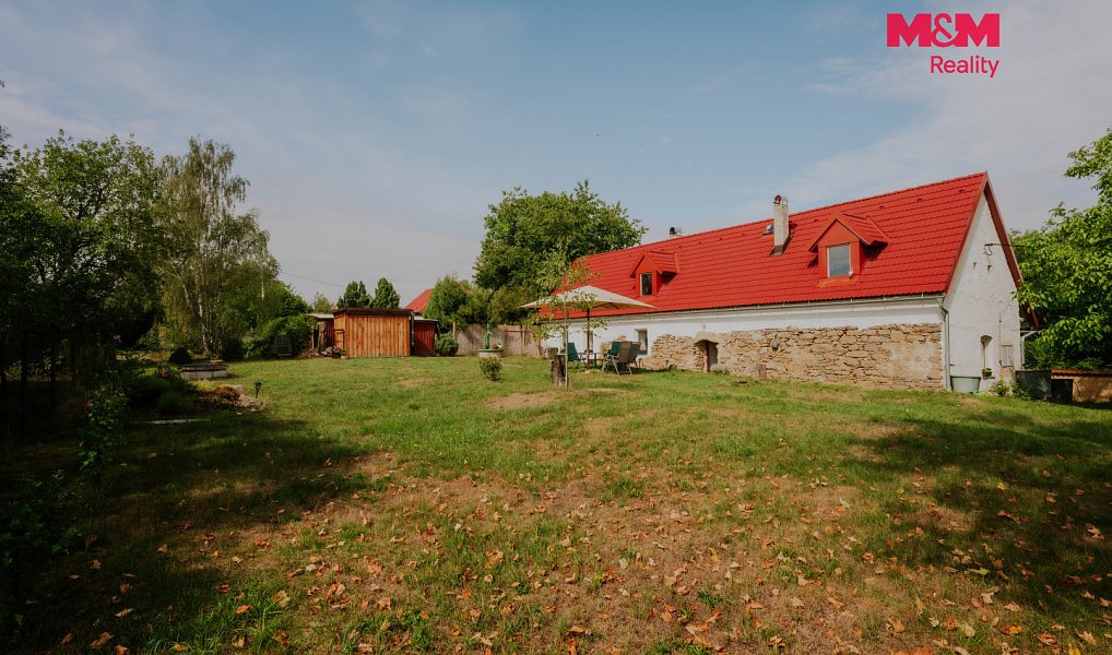 Prodej domu 250 m² s pozemkem 875 m², Kadov – náhled fotky 16