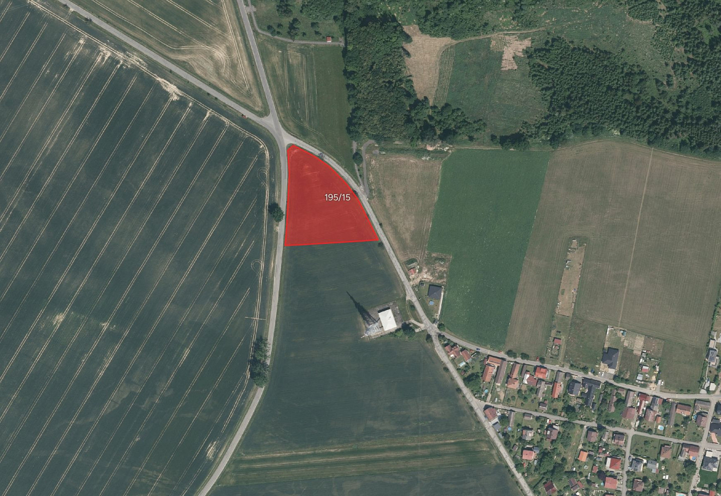 Prodej pole 7 699 m²