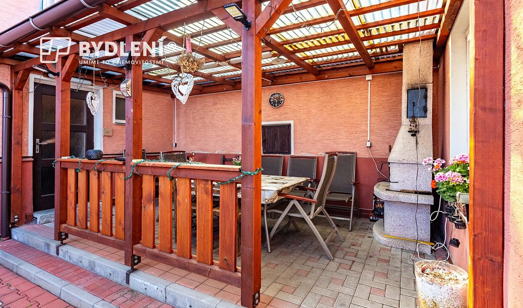 Prodej domu 318 m² s pozemkem 791 m², Krupka – náhled fotky 34
