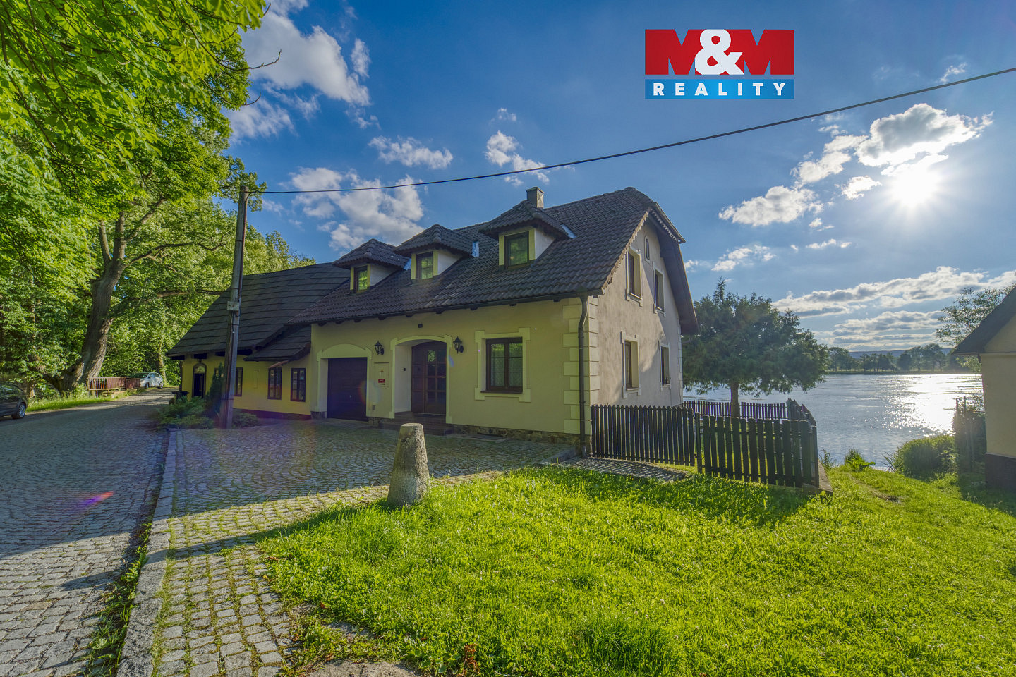 Prodej domu 119 m² s pozemkem 178 m²