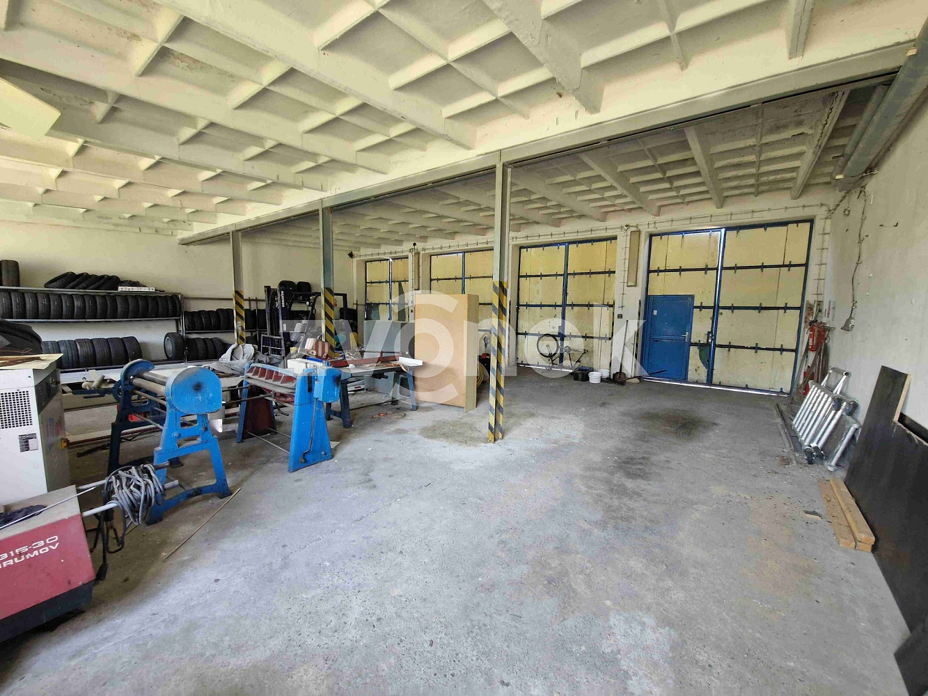 Pronájem komerčního objektu (jiného typu) 250 m² – fotografie 3