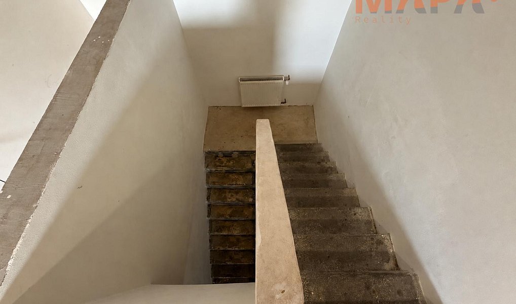 Prodej domu 306 m² s pozemkem 697 m², Jirkov – náhled fotky 13