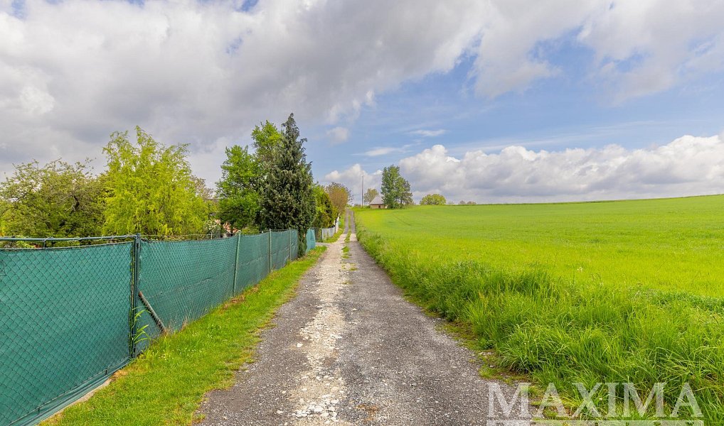 Prodej zahrady 1 595 m², Kokory – náhled fotky 13