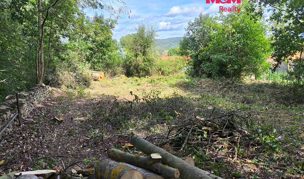 Prodej stavebního pozemku 689 m², Čejetice – fotka 1 z 8