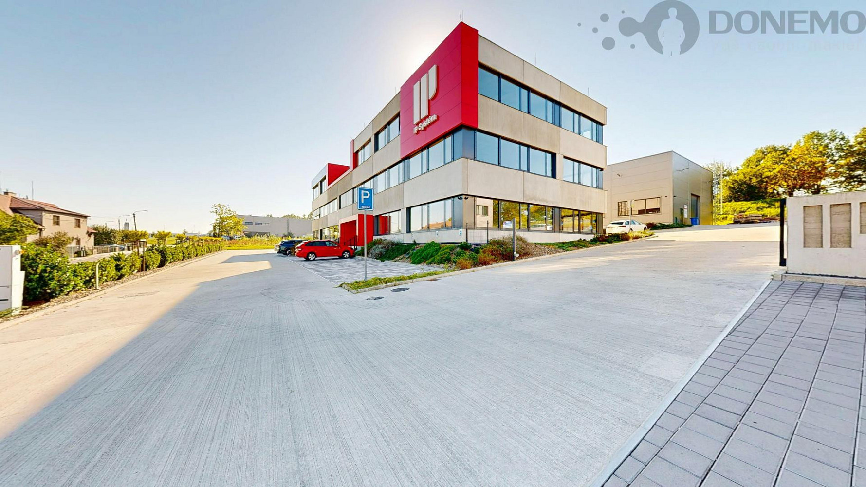 Pronájem kanceláře 730 m²