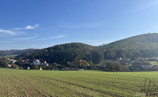 Prodej stavebního pozemku 2 721 m², Lažany, okres Blansko