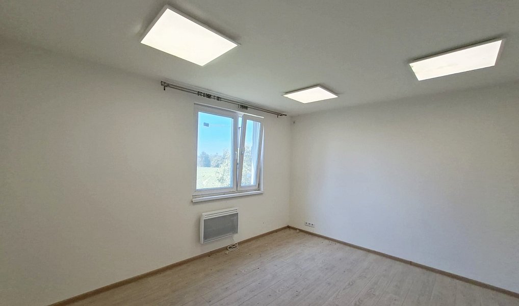Prodej obchodních prostor 360 m², Horní Suchá – náhled fotky 8