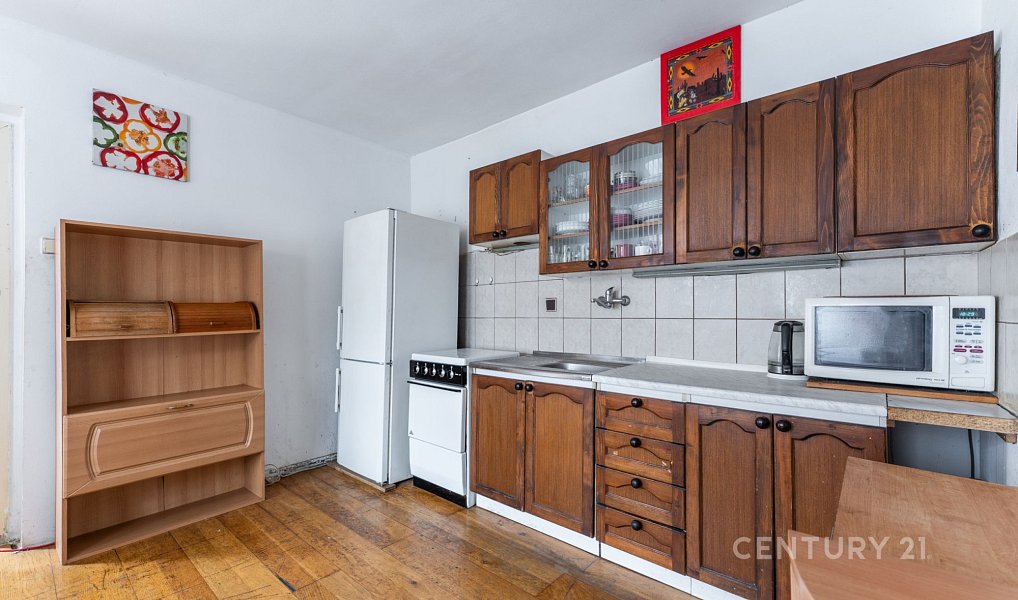 Prodej domu 153 m² s pozemkem 1 100 m², Kamýk – náhled fotky 14