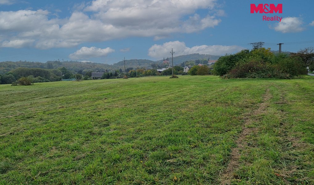 Prodej stavebního pozemku 1 556 m², Valeč – náhled fotky 8