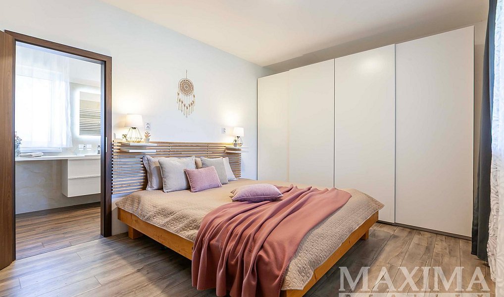 Prodej domu 159 m² s pozemkem 1 194 m², Svinaře – náhled fotky 12