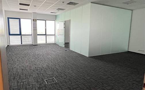 Pronájem kanceláře 360 m²