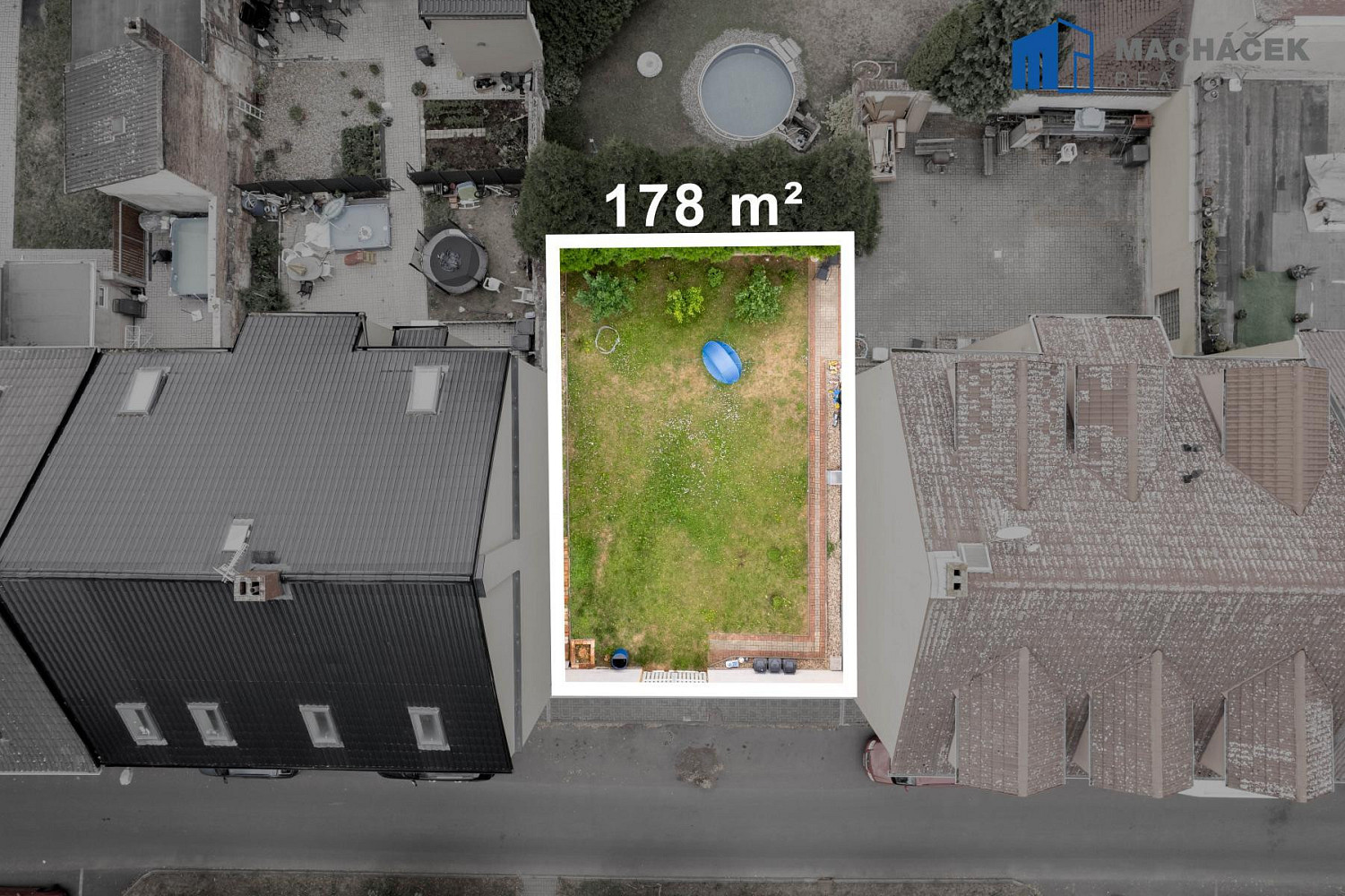 Prodej stavebního pozemku 179 m²