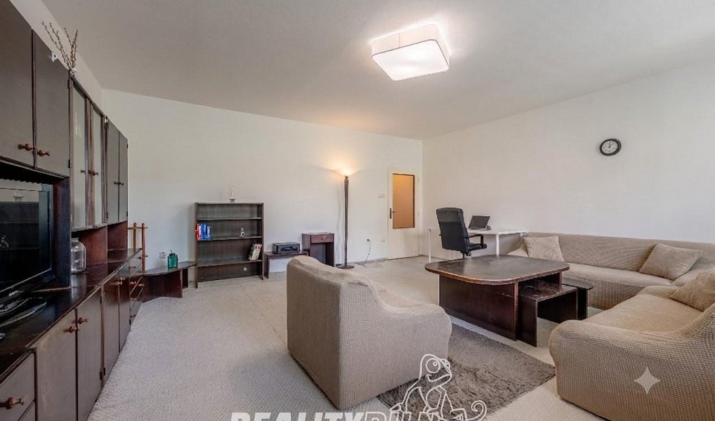 Prodej bytu 3+1 99 m², Praha – náhled fotky 3