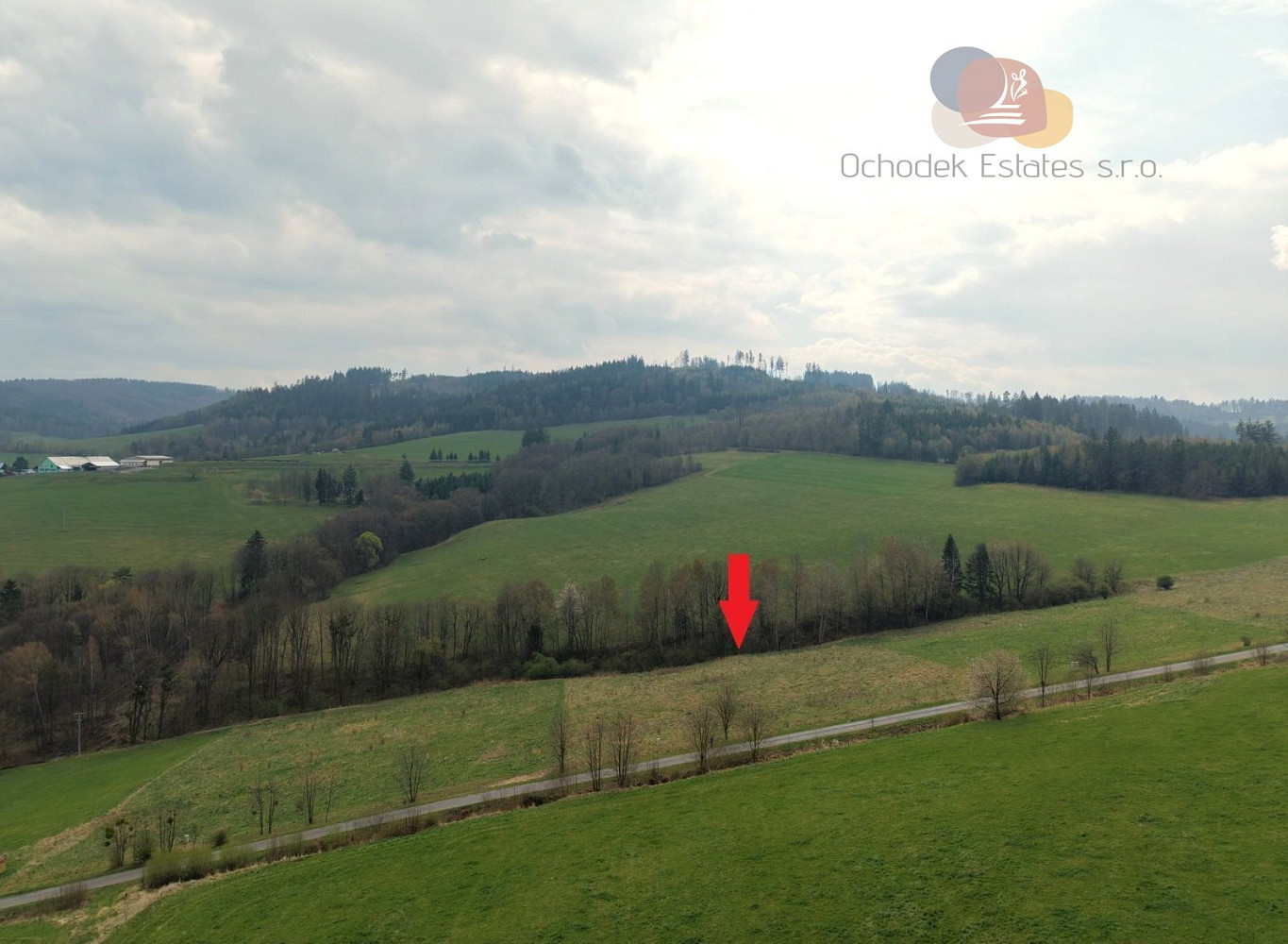 Prodej stavebního pozemku 1 560 m² – fotografie 3