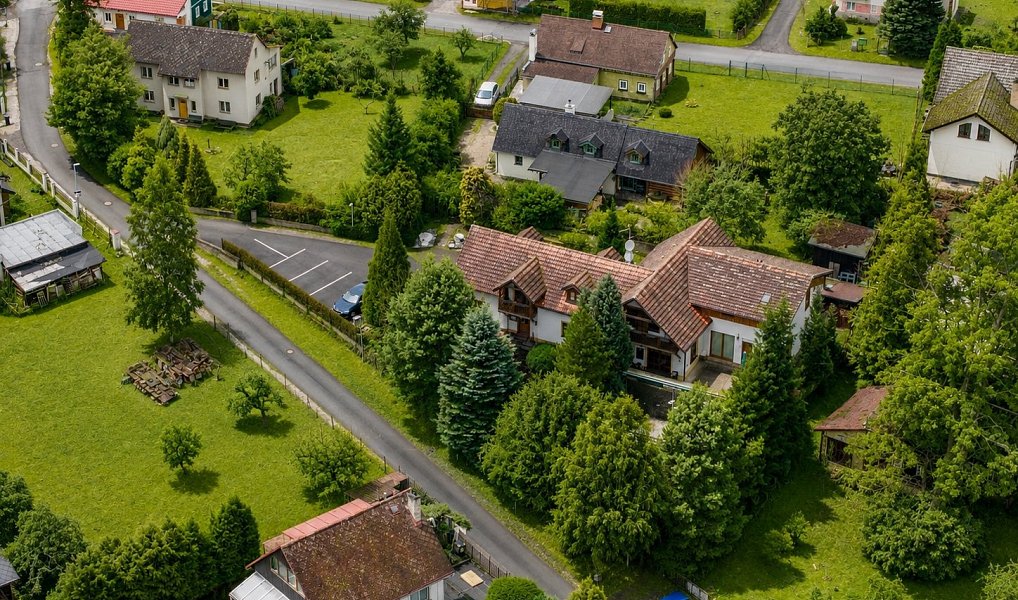 Prodej ubytovacího objektu 280 m², Nový Bor – náhled fotky 5