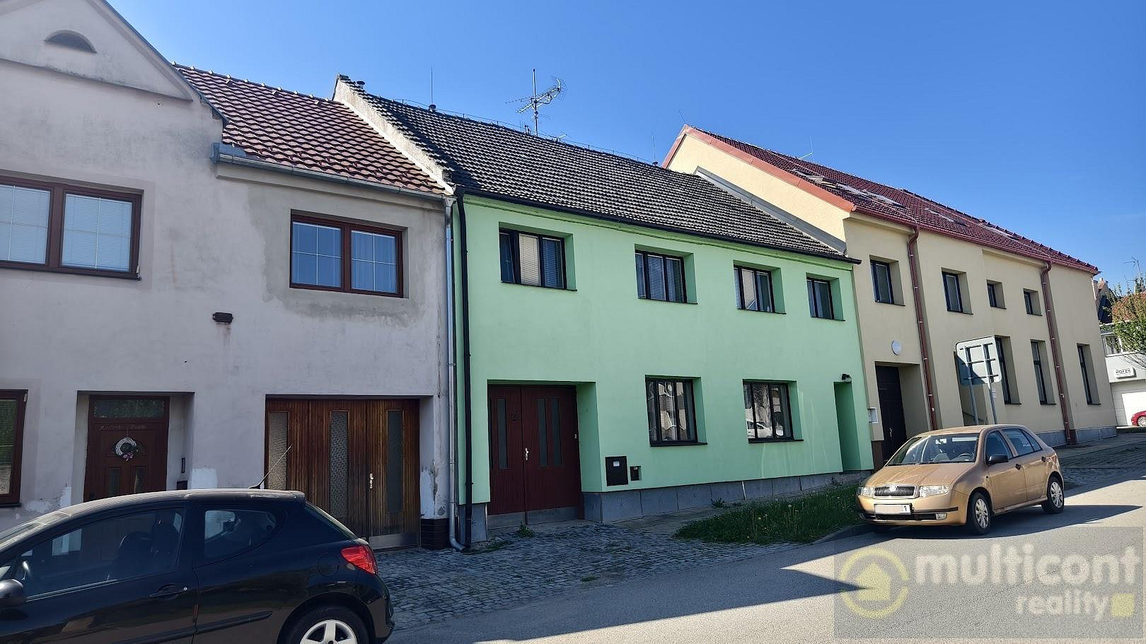 Prodej domu 285 m² s pozemkem 361 m²