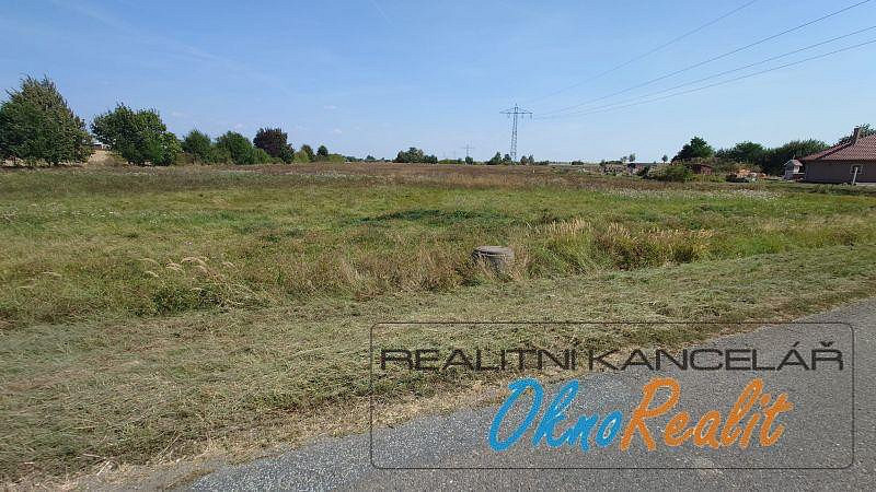 Prodej stavebního pozemku 1 726 m² – fotografie 4