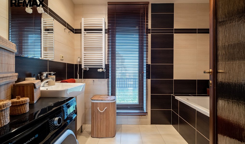 Prodej domu 205 m² s pozemkem 634 m², Smolnice – náhled fotky 10