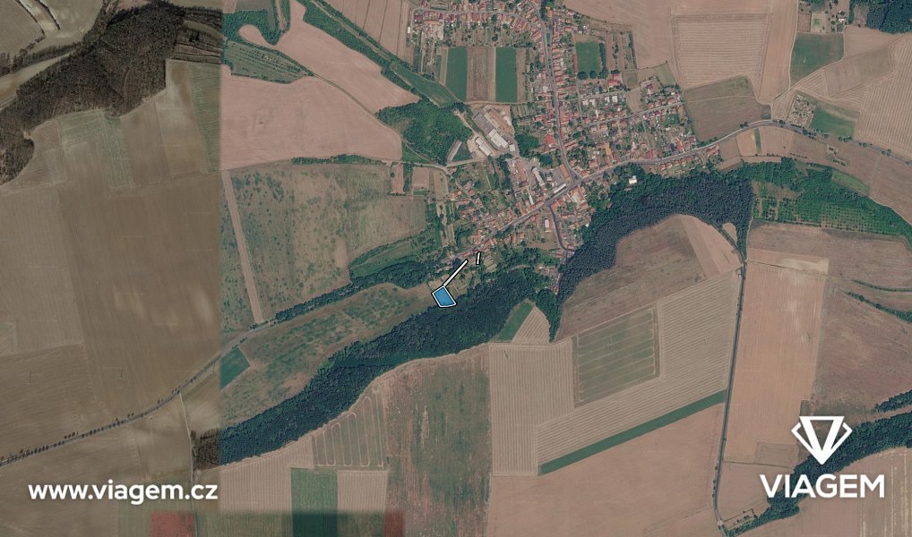 Prodej zahrady 557 m², Bechlín – náhled fotky 3