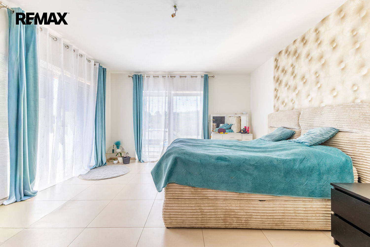 Prodej domu 228 m² s pozemkem 919 m² – fotografie 4