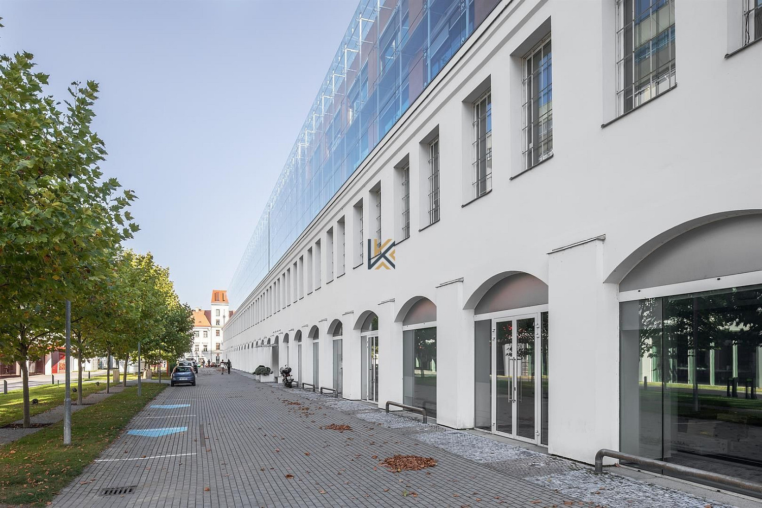 Pronájem kanceláře 410 m² – fotografie 5