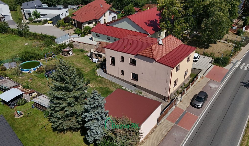 Prodej domu 250 m² s pozemkem 843 m², Nučice – náhled fotky 3