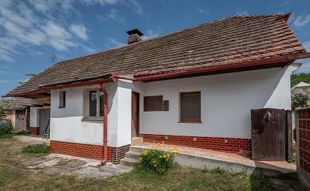 Prodej domu 80 m² s pozemkem 271 m², Roupov, okres Plzeň-jih