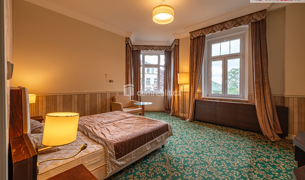 Prodej ubytovacího objektu 4 200 m², Mariánské Lázně – náhled fotky 5
