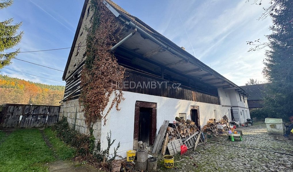 Prodej chaty/chalupy 250 m² s pozemkem 2 047 m², Dubá – náhled fotky 7