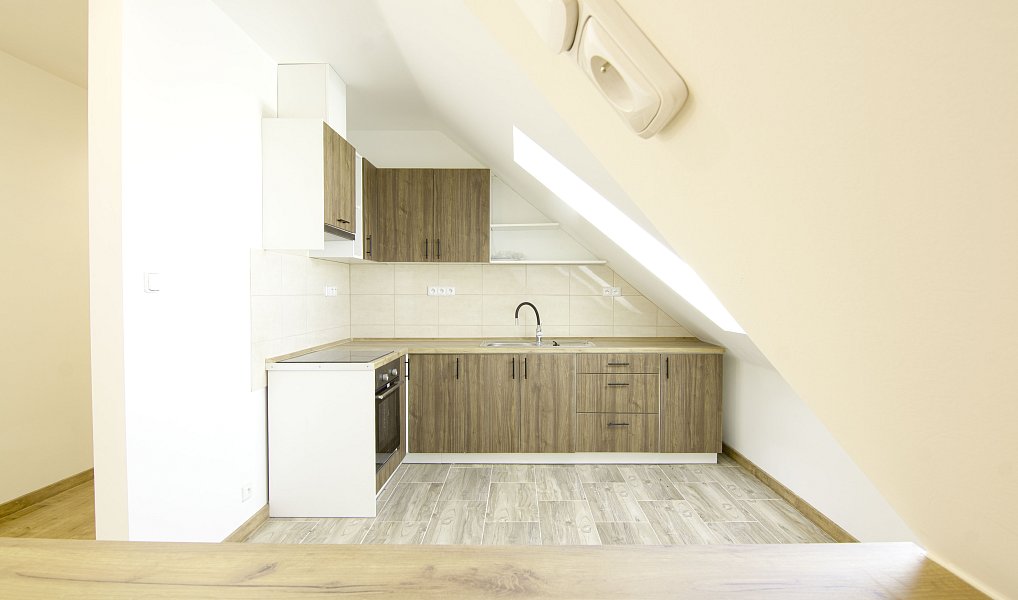 Prodej bytu 4+kk 99 m², Vratěnín – náhled fotky 3