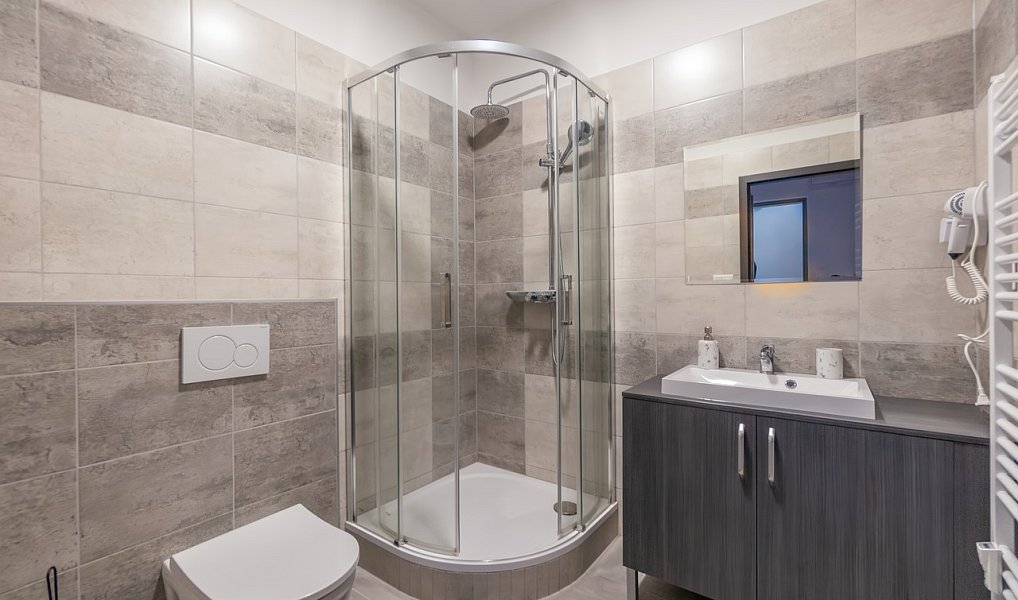 Prodej nájemního domu, činžáku 744 m², Ústí nad Labem – náhled fotky 22
