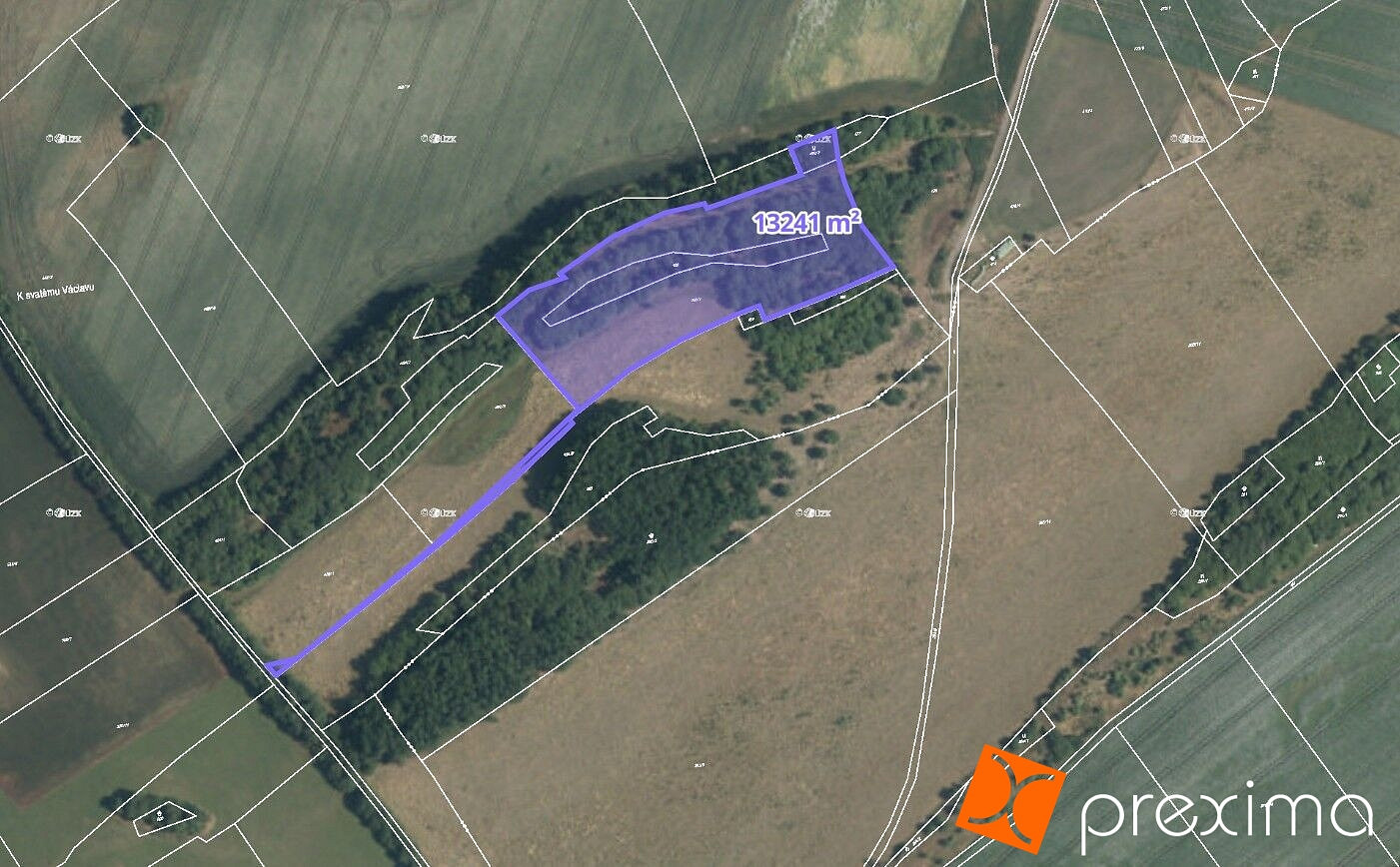 Prodej pole 6 386 m²