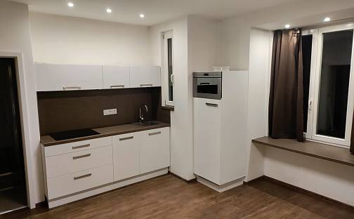 Prodej bytu 2+kk 61 m², náměstí Svatopluka Čecha, Praha 10 - Vršovice