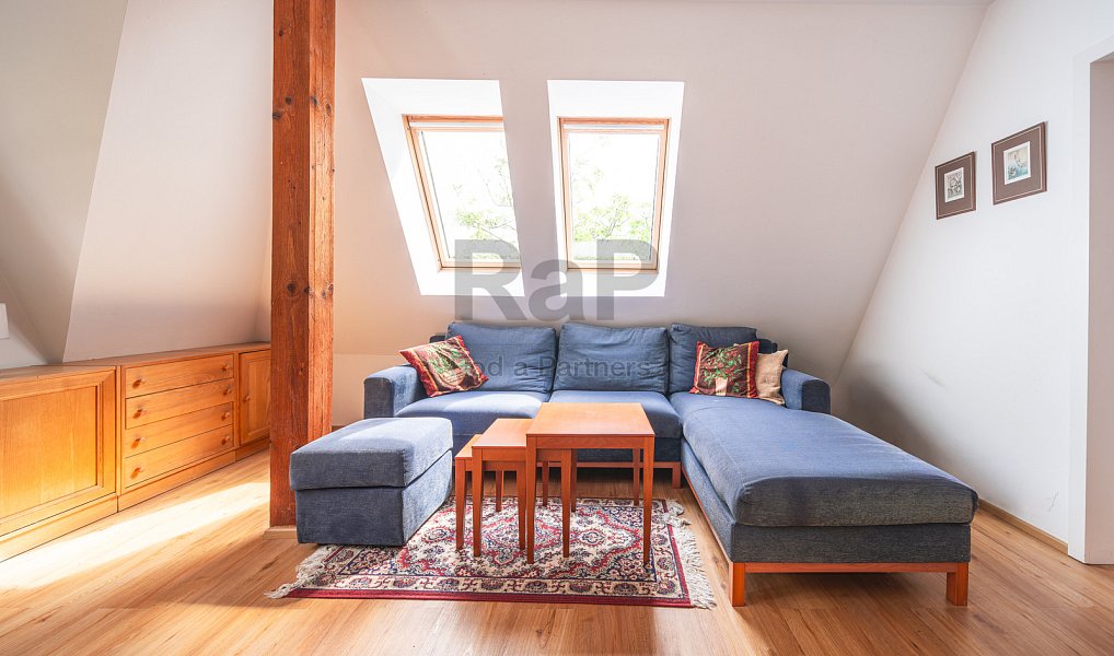 Prodej domu 161 m² s pozemkem 641 m², Praha – náhled fotky 3