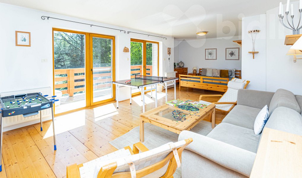 Prodej domu 250 m² s pozemkem 11 733 m², Kolinec – náhled fotky 21