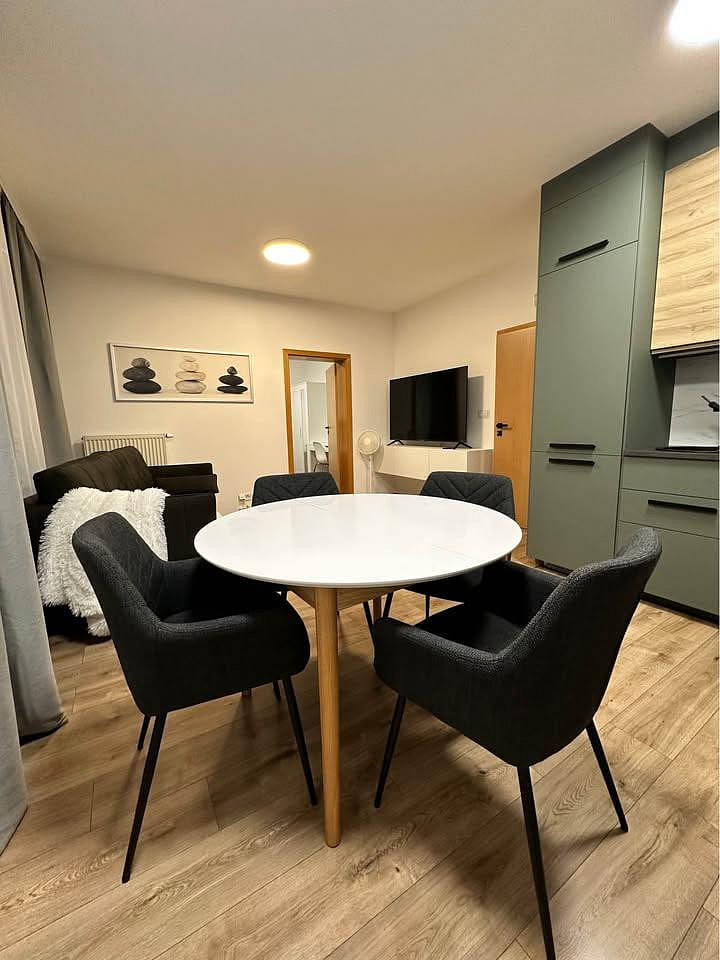 Pronájem bytu 2+kk 45 m² — photo 3
