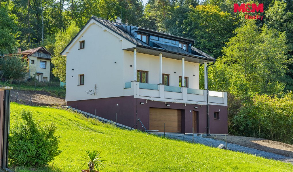 Prodej domu 198 m² s pozemkem 1 543 m², Hradečno – náhled fotky 21