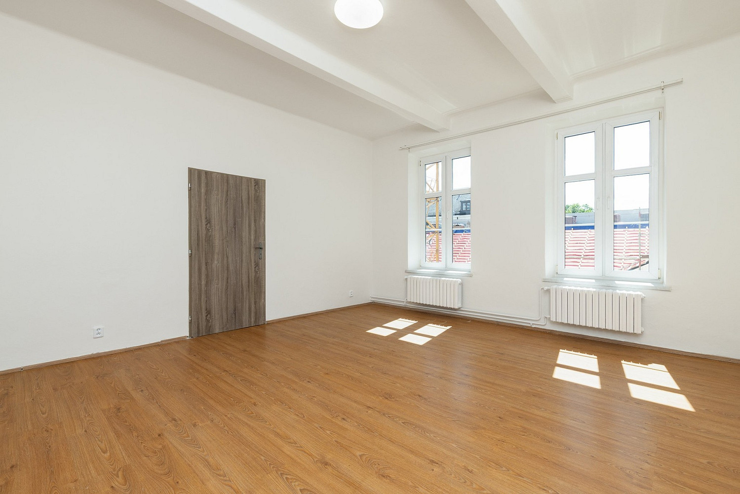 Pronájem bytu 3+1 94 m² – fotografie 3