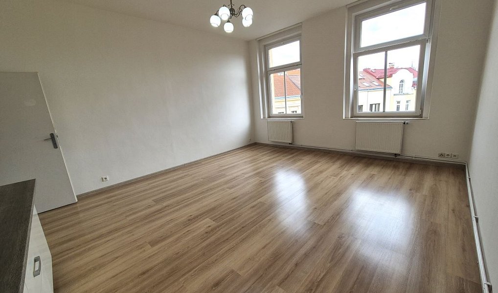 Pronájem bytu 2+kk 50 m², Příbram – náhled fotky 2