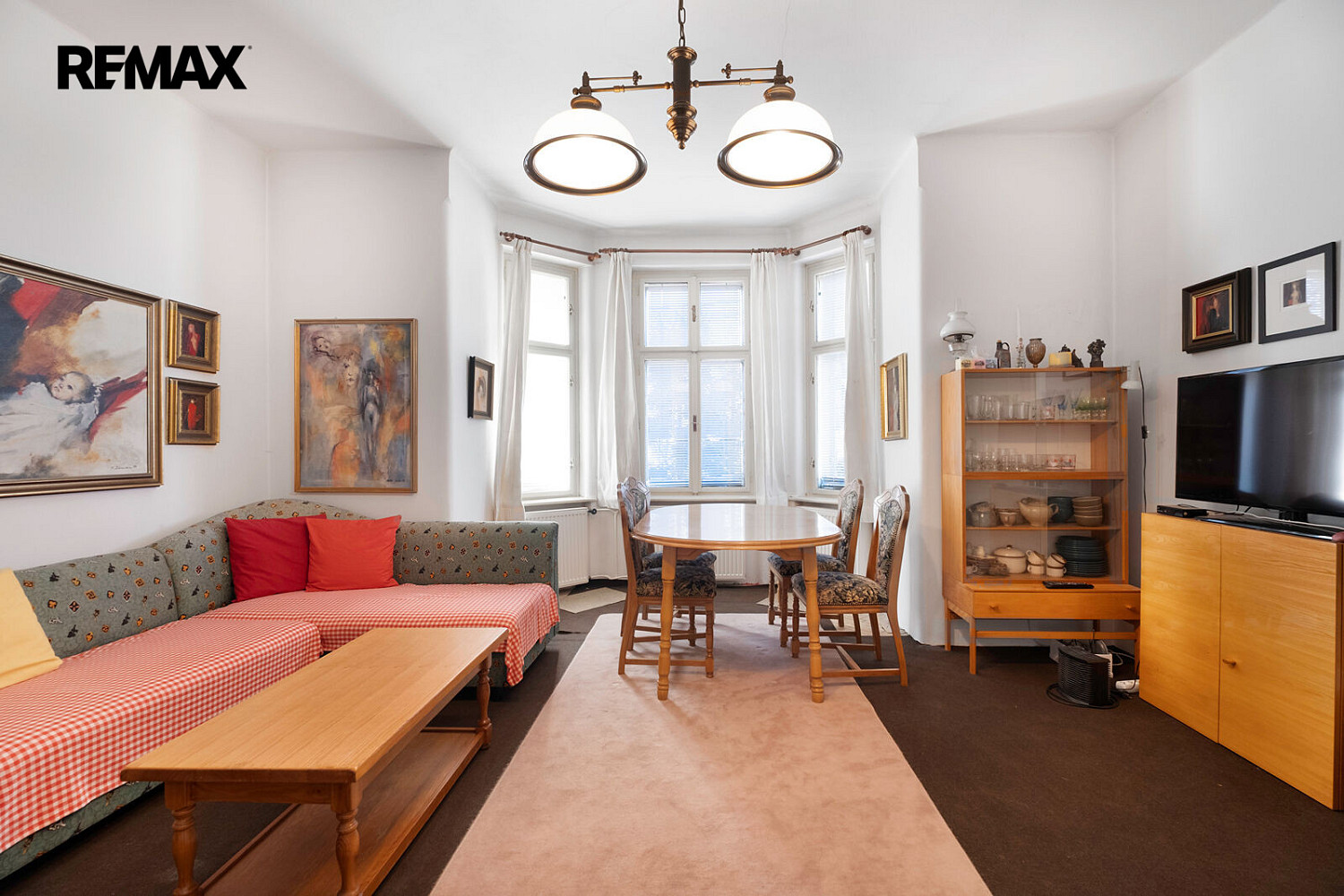 Prodej kanceláře 280 m² – fotografie 2
