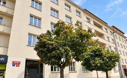 Pronájem bytu 1+1 38 m²