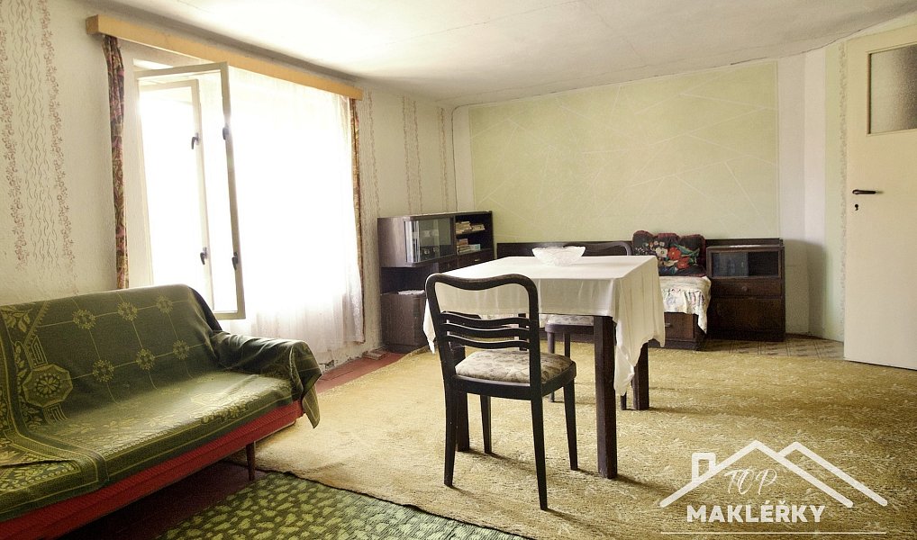 Prodej domu 168 m² s pozemkem 2 068 m², Močovice – náhled fotky 7