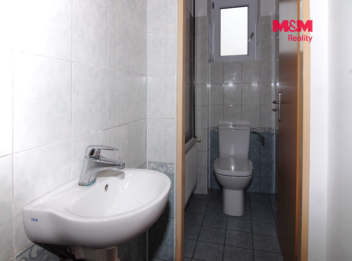 Pronájem kanceláře 43 m² – fotografie 4
