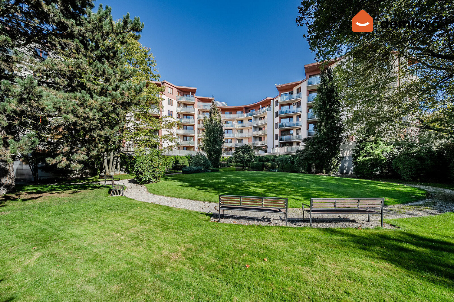 Pronájem bytu 4+kk 122 m²